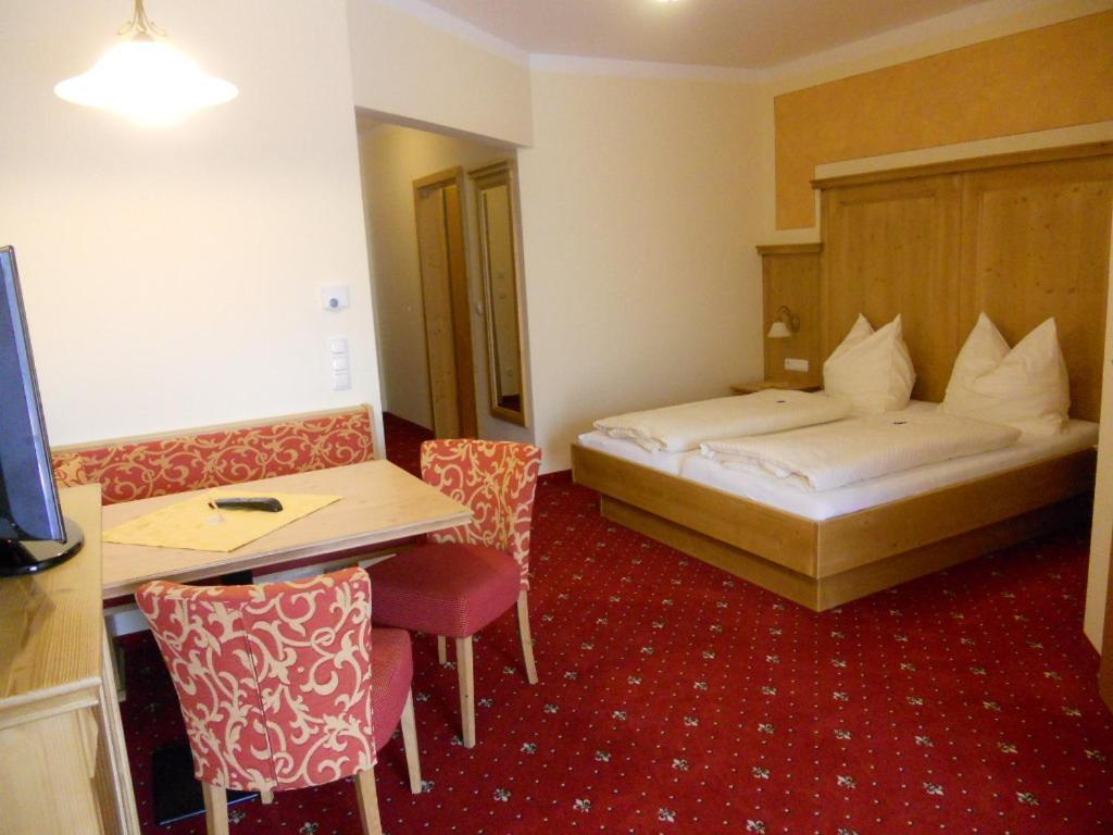 Ferienhotel Innviertel Kirchheim im Innkreis Εξωτερικό φωτογραφία
