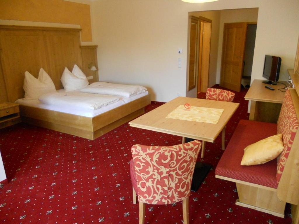 Ferienhotel Innviertel Kirchheim im Innkreis Εξωτερικό φωτογραφία